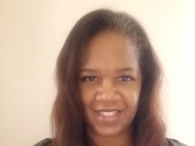 Hot busty mature black single living in Las Vegas